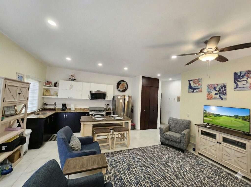 Los Cabos Luxotica Ii Luxottica II - Unit 304Luxottica II is a 3-story, 15-Unit Condo Complex Located just minutes from downtown Cabo San Lucas. The complex was completed in March 2021.Unit 304Original owner since 2021. Unit has been very gently used, only used about 2-3 weeks each for sale