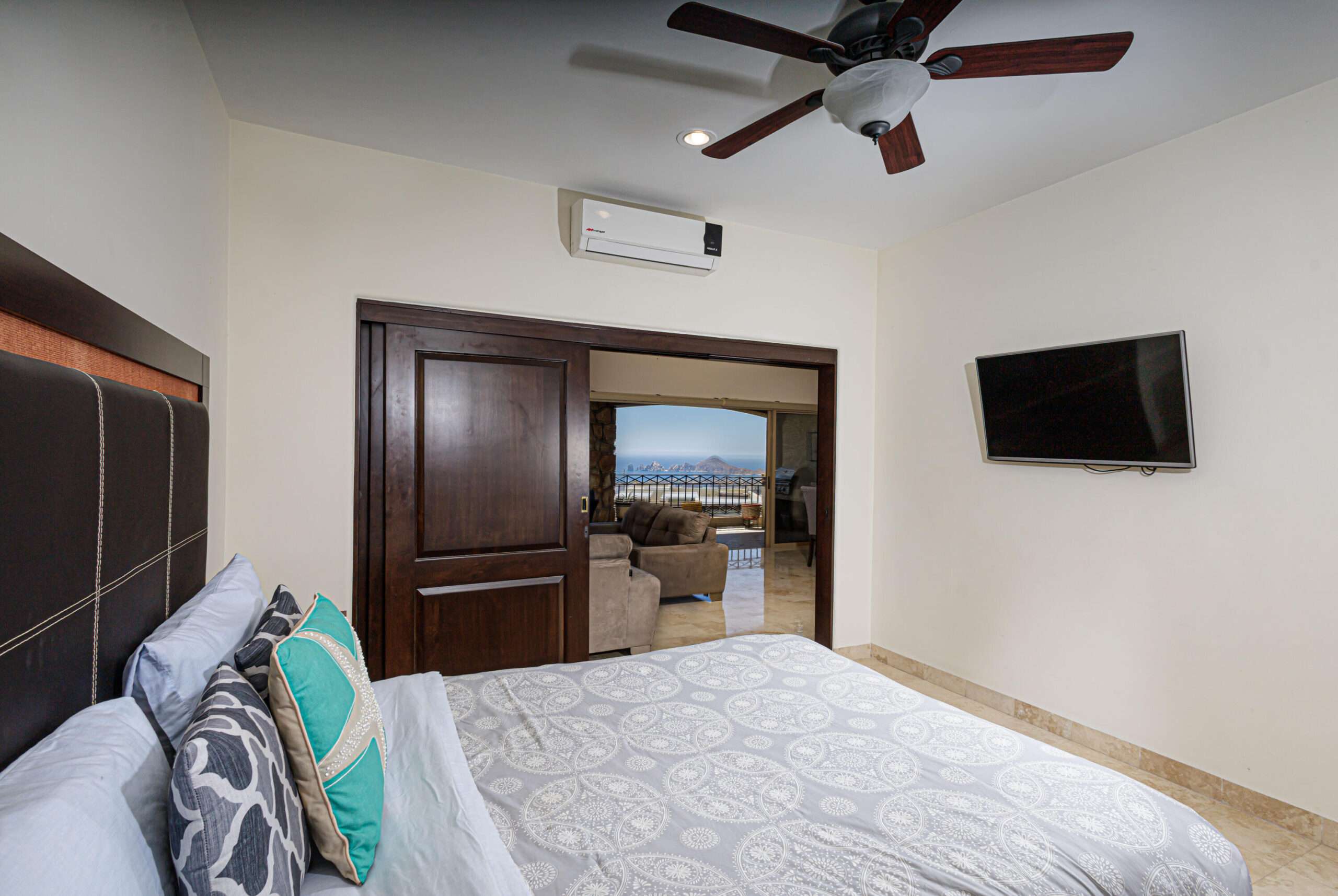 Los Cabos Breeze Of Cabo Breeze of Cabo ready for occupancyCommunity located in Cabo San Lucas Sunset Area right on the top.this is a 2 Bedrooms 2 Full bath on second floor 1 underground ParkingRooftop with Swimming pool and Killer water for sale