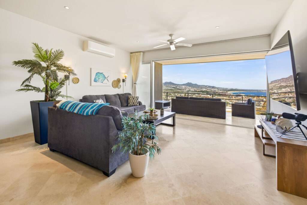 Los Cabos Cascadas Turnkey 2-bedroom, 2-bath condominium with stunning Medano bay for sale