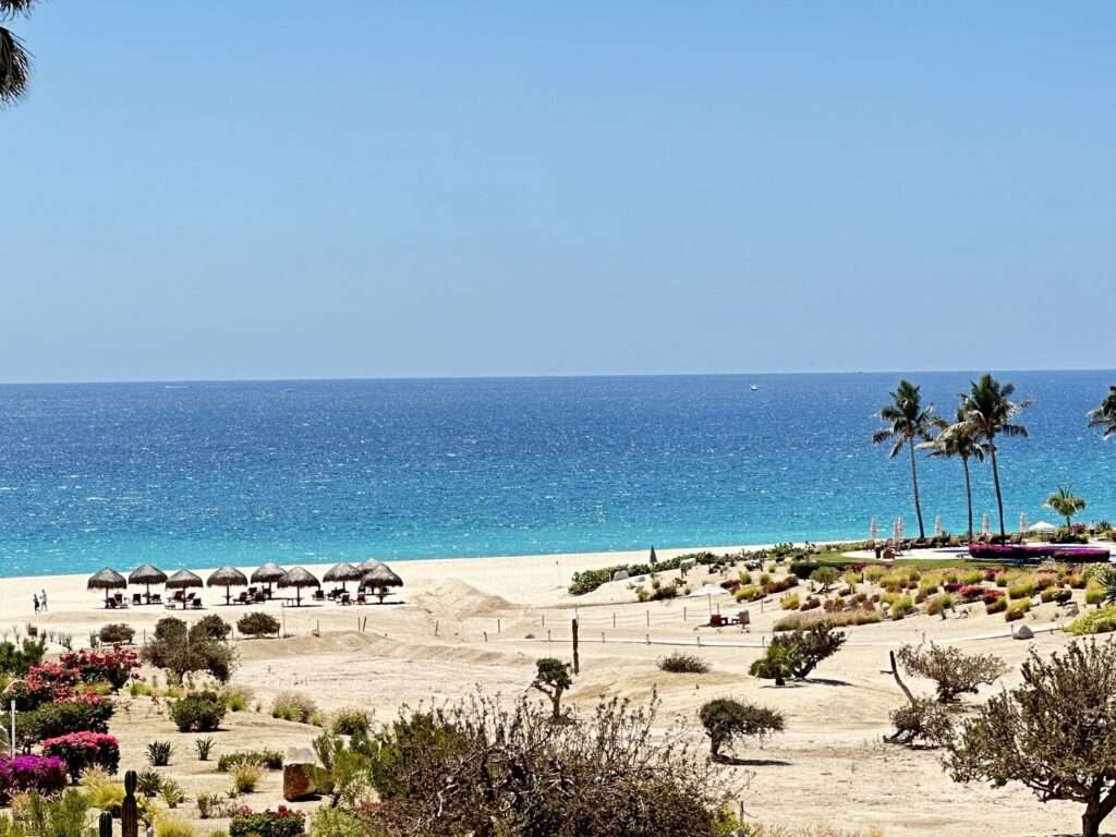 Los Cabos The Five THE FIVE is a unique development, ready to move in, turn-key Condos, at walking distance to downtown in the world famous gated community EL PEDREGAL in Cabo San Lucas. Modern and quality construction.This condo fully furnished, ready to move in, features 2 bedrooms, 2 full bathrooms, 1 half bathroom, amazing – Casa del Mar, Villa Coral, San Jose Corridor, BS