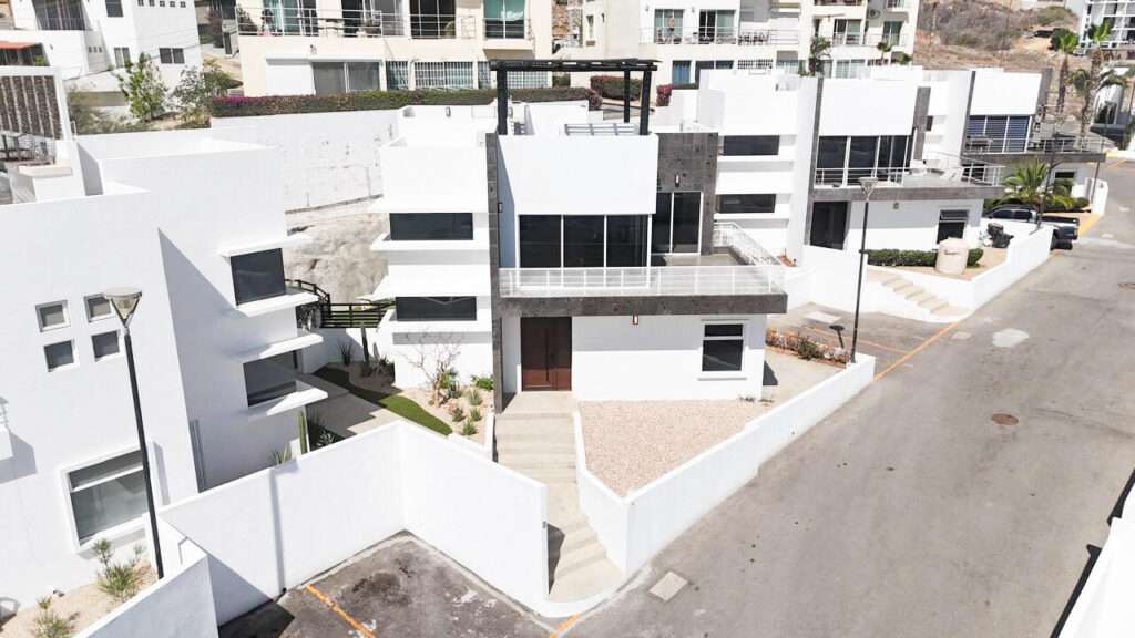 Los Cabos San Charbel Welcome to this dream residence located in an exclusive private development with breathtaking – Libertad, Cabo San Lucas, BS