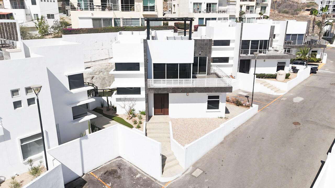 Los Cabos San Charbel Welcome to this dream residence located in an exclusive private development with breathtaking for sale