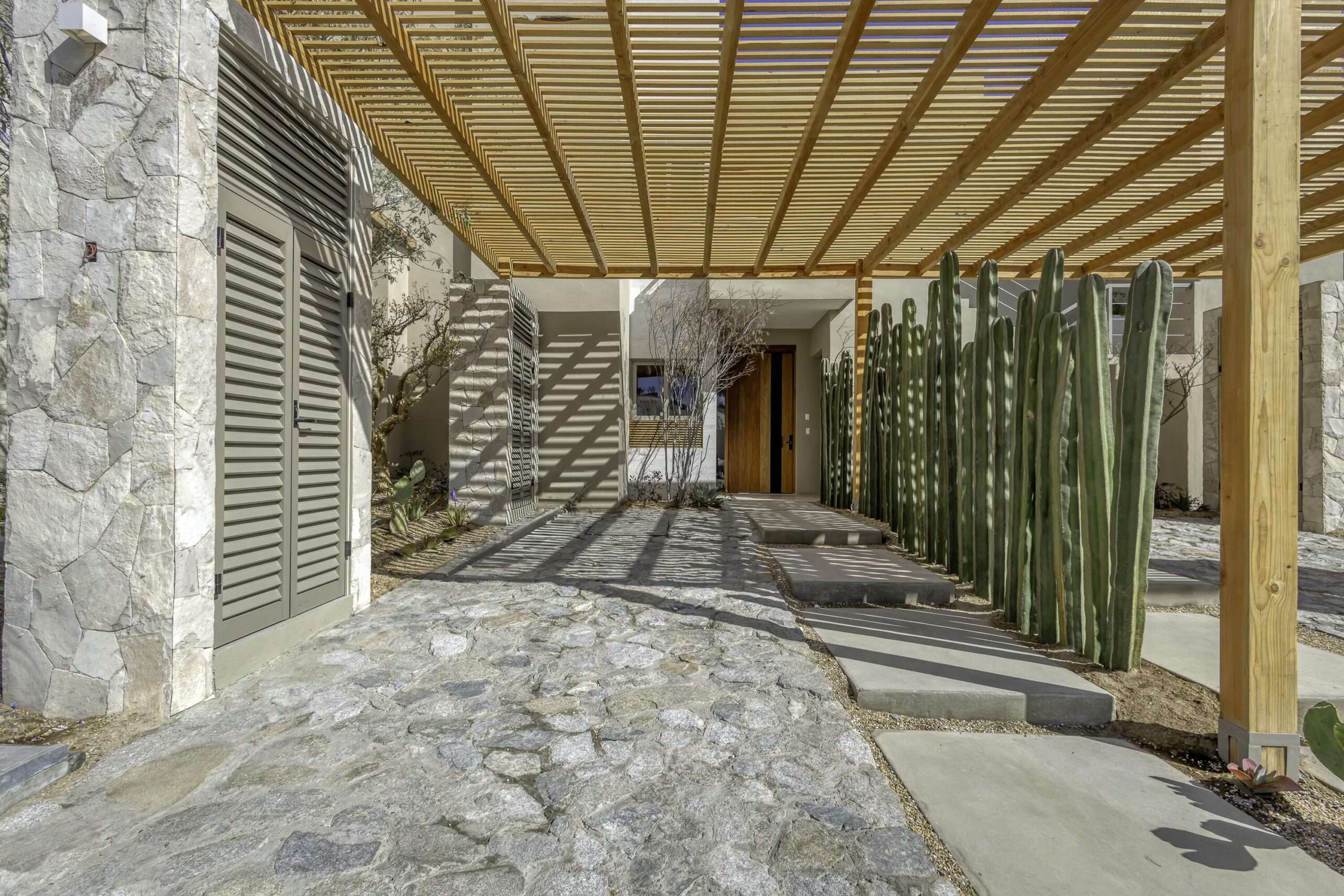 Los Cabos Solesta Introducing Solesta Luxury Residences, perched upon the highest elevation within Club Campestre, San Jose del Cabo. Commanding spectacular ocean, mountain, and golf course for sale