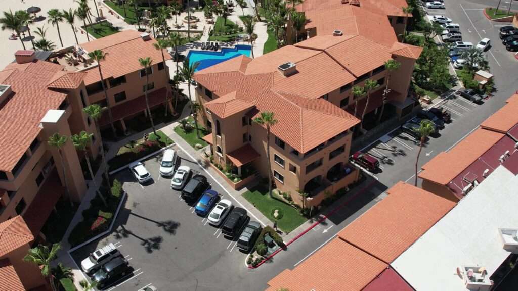 Los Cabos La Jolla Incredible opportunity to live in the desirable OCEANFRONT community of La Jolla! This turn-key ground level corner unit studio includes its own large private terrace. Would make a for a perfect investment or vacation property. Conveniently located near the on-site laundry room, and steps away from one of the two salt water community pools and beach access. Very quiet location and 24/7 security! A must-see! – Tourist Corridor, San Jose del Cabo, BS