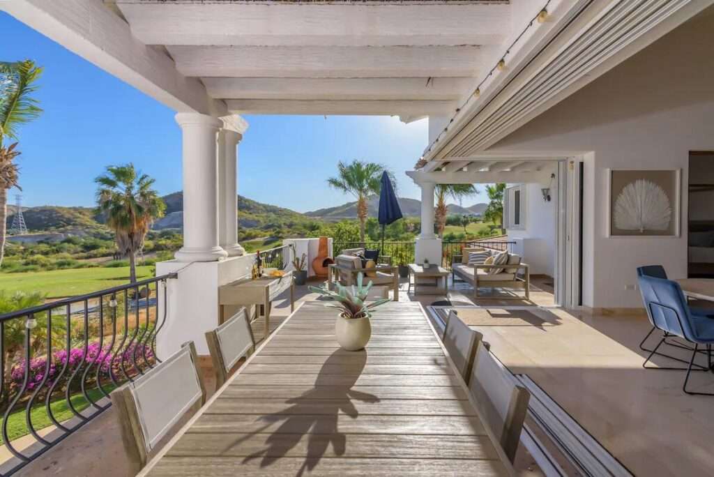 Los Cabos Villas De Oro Experience luxury coastal living in this beautiful open-concept top-floor condo offering – Villas de Oro Topacio, San Jose Corridor, San Jose Corridor, BS