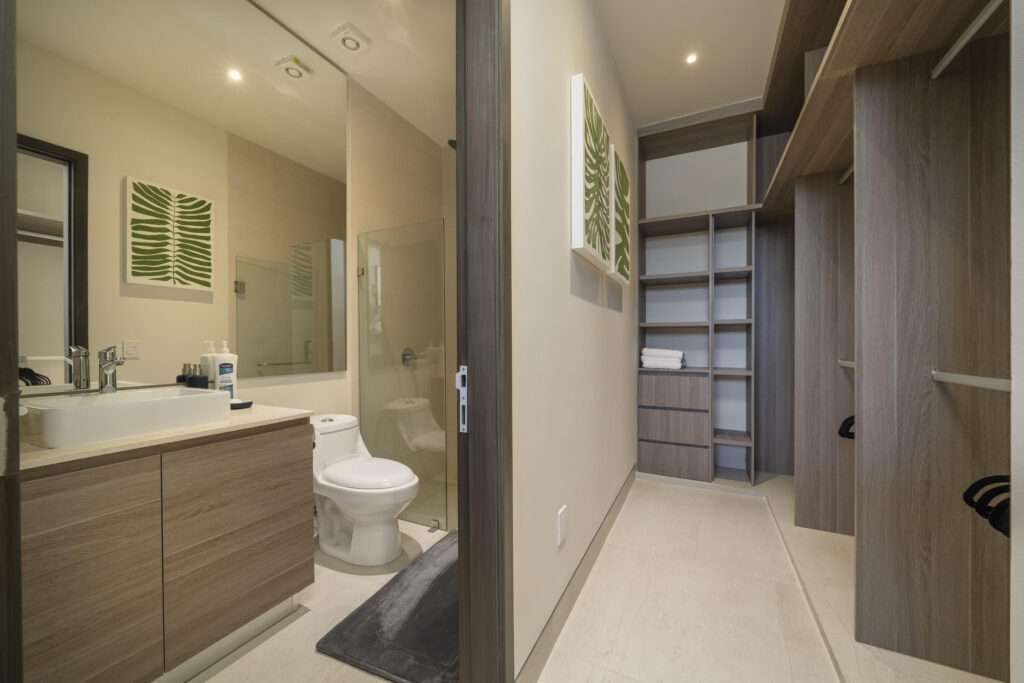 Los Cabos Residencial Coronado Location, Location, Location! Coronado Residence, ideally situated in San José del Cabo. This prime location offers unparalleled access to downtown San José del Cabo and the vibrant Art District, providing an exceptional environment for both living and working.Coronado Residence features a limited collection of 11 condominiums and 2 commercial spaces, ensuring a luxurious experience at a competitive price point. The residences offer 1, 2, and 3-bedroom layouts with corresponding bathrooms, open-concept kitchens equipped with high-quality appliances, and air conditioning for optimal comfort. Residents will also benefit from luxury amenities including a gated lobby with secure access, and a rooftop garden featuring an exclusive social area, jacuzzi, gym, and grill for alfresco enjoyment. for sale