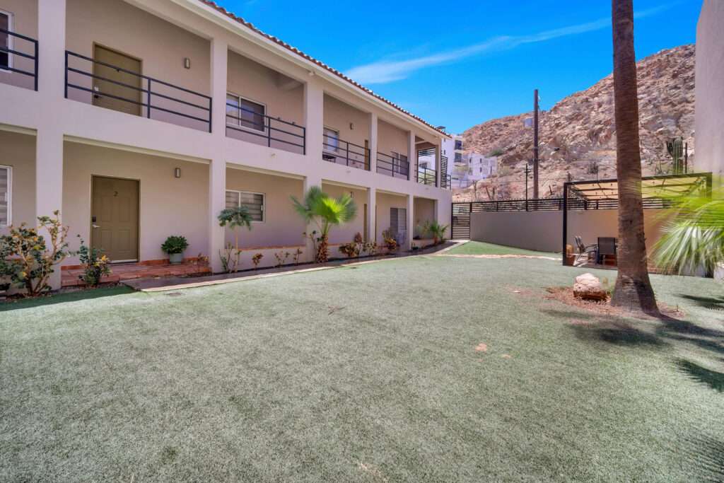 Los Cabos Centro Rare opportunity to own a fully furnished 2 bedroom, 2 bathroom condo in a four plex, a property type rarely available in Cabo San Lucas. Ideally located just a 5 minute walk to downtown, the marina, restaurants, shopping, and nearby beaches. This well maintained residence offers a unique boutique style living experience, providing privacy and charm unlike larger condominium developments. With excellent rental income potential, it is perfect as a vacation home, full time residence, or investment property. One of four individual units available for purchase separately, or all four units can be acquired together for a rare multi unit investment opportunity. Motivated – VISTAVELA III, Cabo Corridor, Cabo Corridor, BS